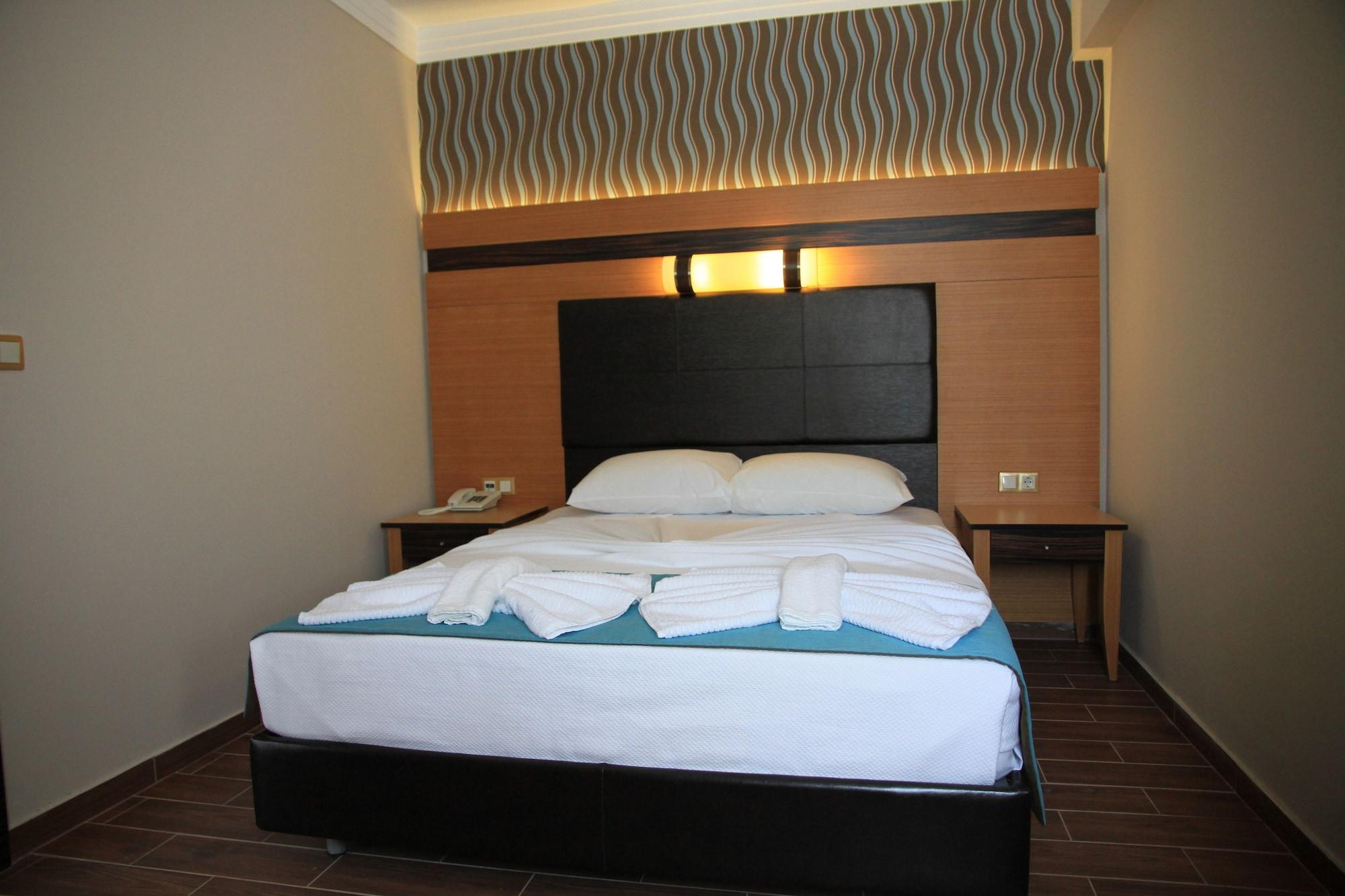 Hotel Club Alpina Marmaris Exterior foto