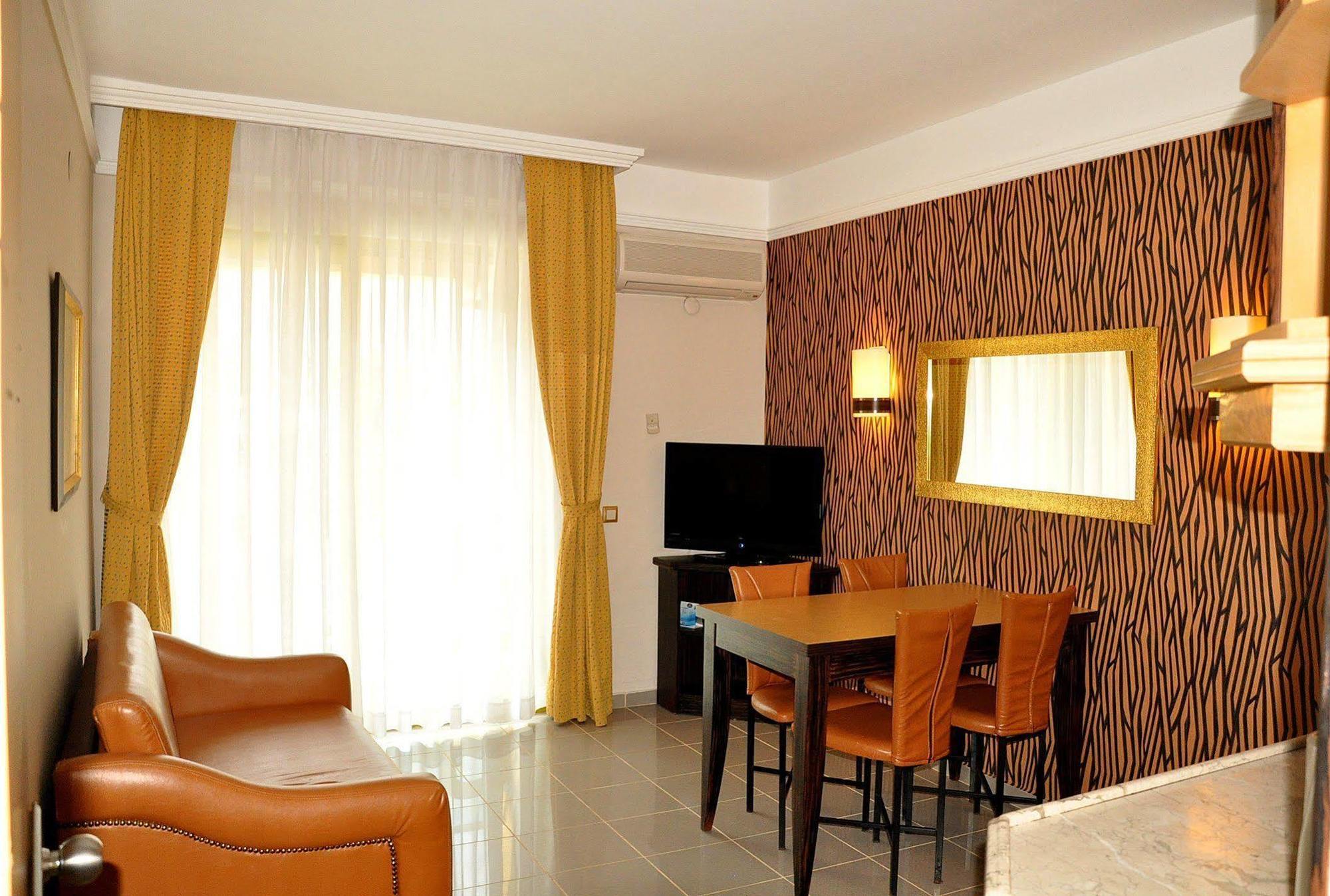 Hotel Club Alpina Marmaris Exterior foto