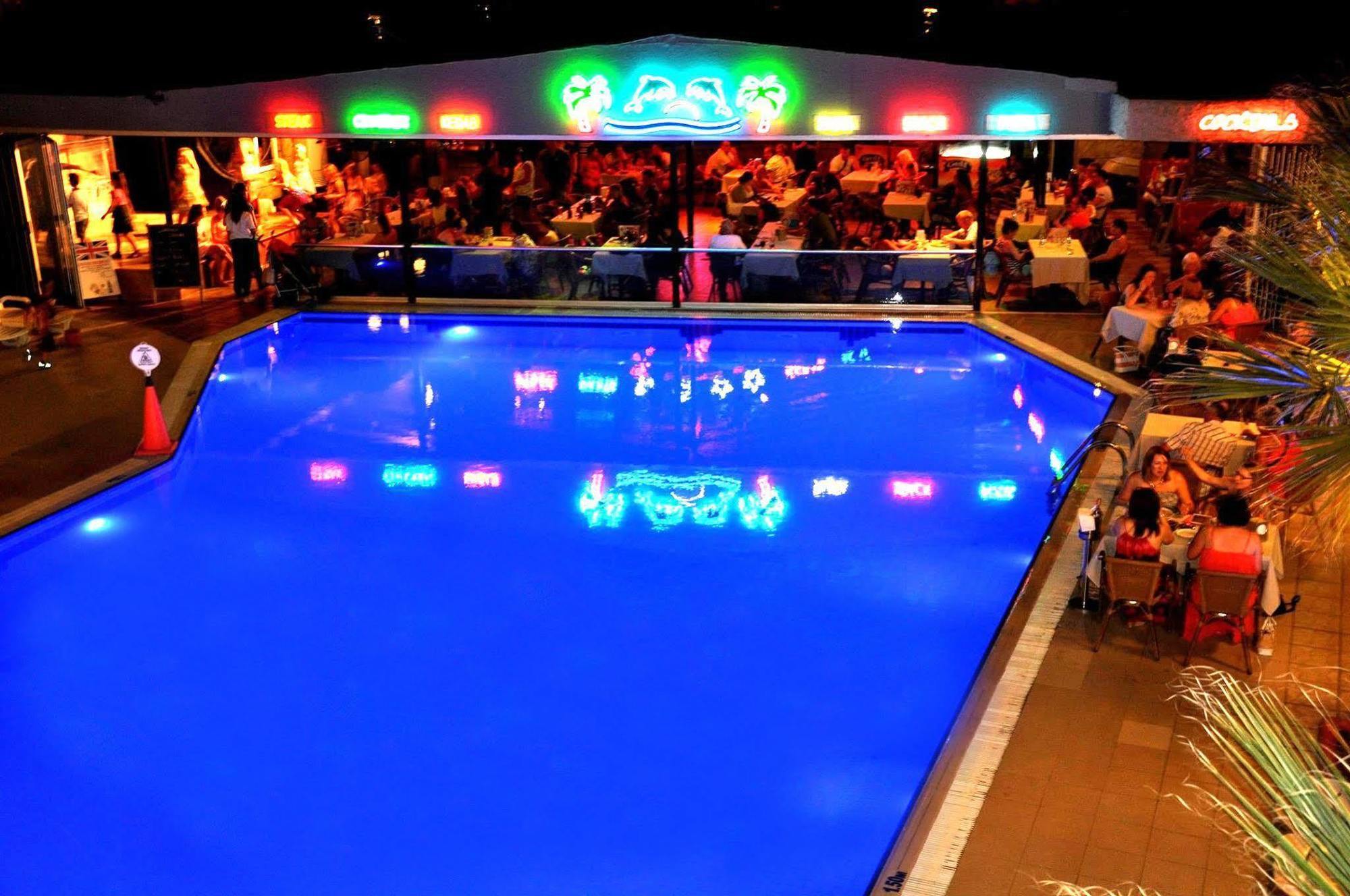Hotel Club Alpina Marmaris Exterior foto